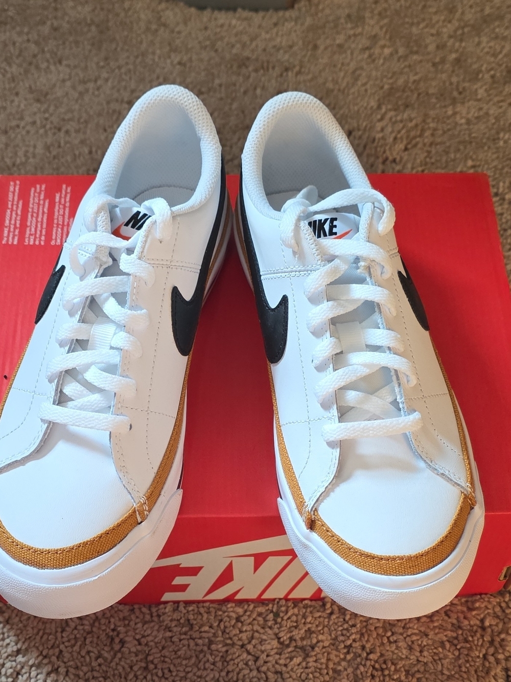 Nike Youth White Black & Gold Low-Top Sneakers